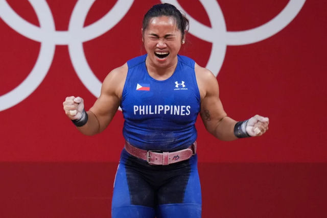 Hidilyn Diaz termina com 100 anos de jejum e ganha a primeira medalha de ouro para as Filipinas