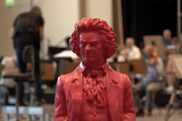 A décima sinfonia inacabada de Beethoven foi concluída por IA