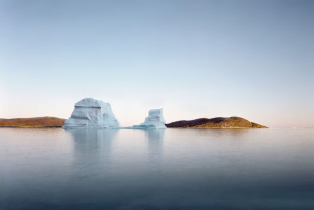 Fotosérie documenta o derretimento das geleiras ao longo de 4.000 quilômetros da costa da Groenlândia