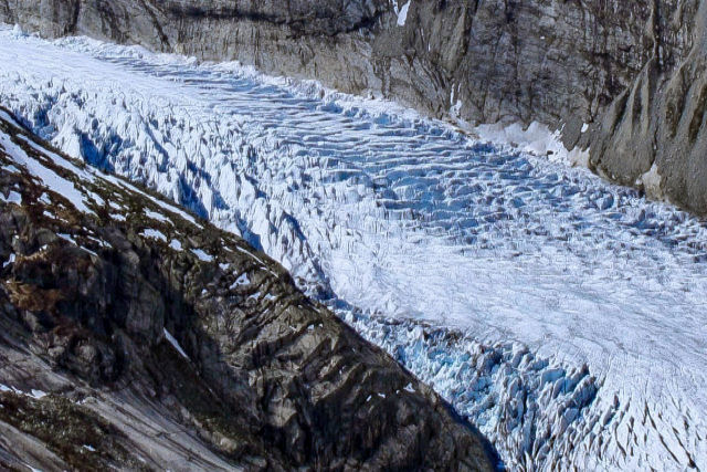 Time-lapse mostra como as geleiras fluem como rios