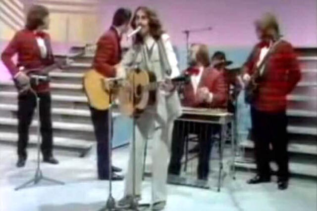 George Harrison cantou 'canção pirata' depois introduzir 'My Sweet Lord' no especial de Natal de 1975