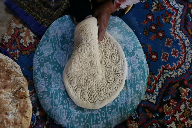 A incrível arte de fazer pão no Tajiquistão