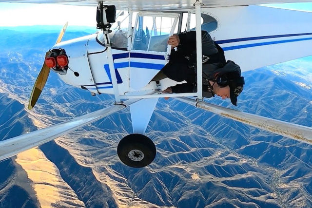 Piloto demonstra que youtuber poderia ter planado seu monomotor até um aeroporto