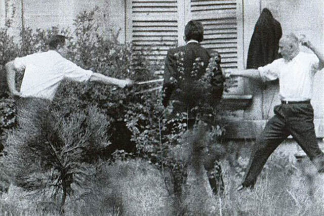 O último duelo usando espadas de esgrima ocorreu em 1967