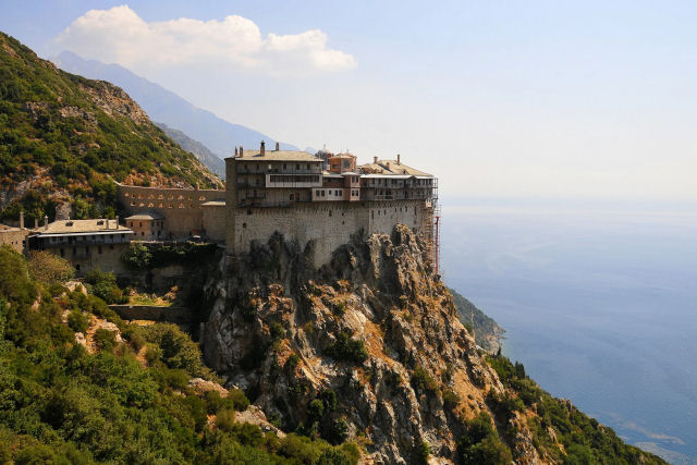 Os mosteiros e os eremitas de Karoulia do Monte Athos, na Grécia