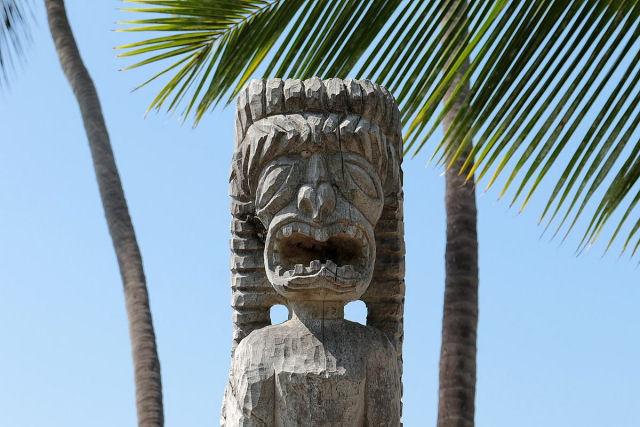 Pu'uhonua o Hōnaunau, os terrenos sagrados que concediam anistia a quem conseguisse alcan-los