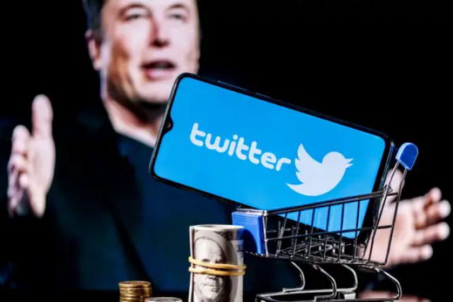 Musk finalmente compra o Twitter por 44 bilhes de dlares e demite seus gerentes