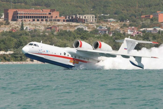 Beriev BE-200, o enorme avio anfbio a jato