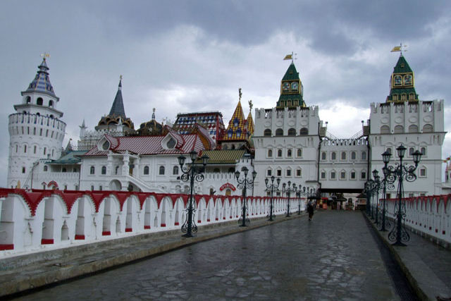 Izmaylovo tem o outro kremlin menos conhecido de Moscou
