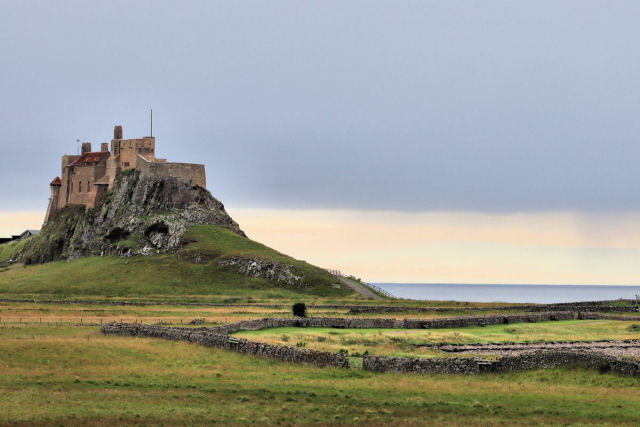 Lindisfarne, a Ilha Sagrada que foi a primeira incurso dos vikings 