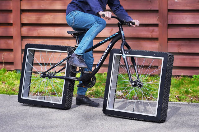 Youtuber instala rodas quadradas em sua bicicleta