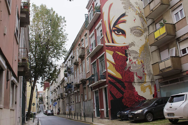 A arte de rua que revela a histria e a humanidade com cinzis e brocas