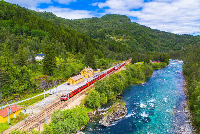 Bergensbanen, a bela rota ferroviária mais alta do norte da Europa