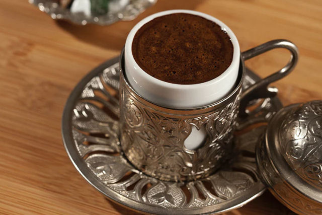 Por que o caf turco  to famoso?
