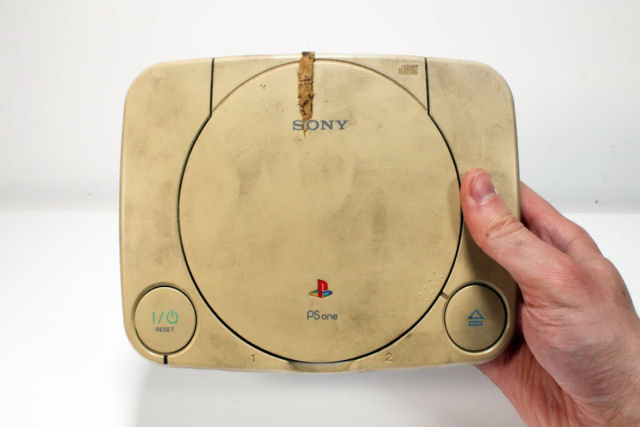 Faa uma viagem aos anos 90 com este vdeo calmante de restaurao do PlayStation