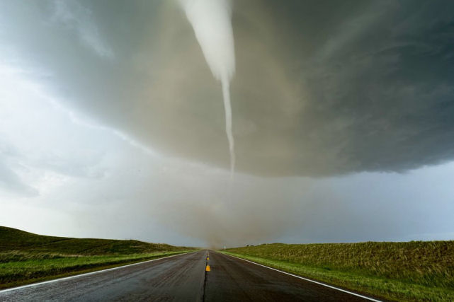 Time-lapse pico mostra a vida de 77 minutos de um tornado em 1 minuto
