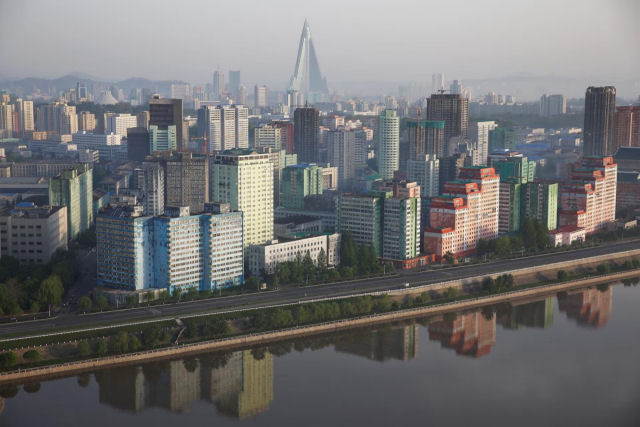 Vdeo mostra a capital norte-coreana  vista de pssaro e em tilt-shift
