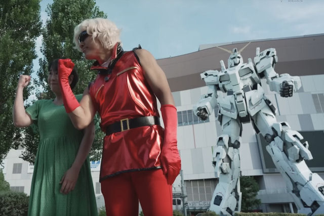 Poltico japons tentou hackear a eleio se vestindo de vil de Gundam