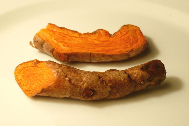 Na Era de Ouro da Cúrcuma, quem lucra e quem paga o preço?