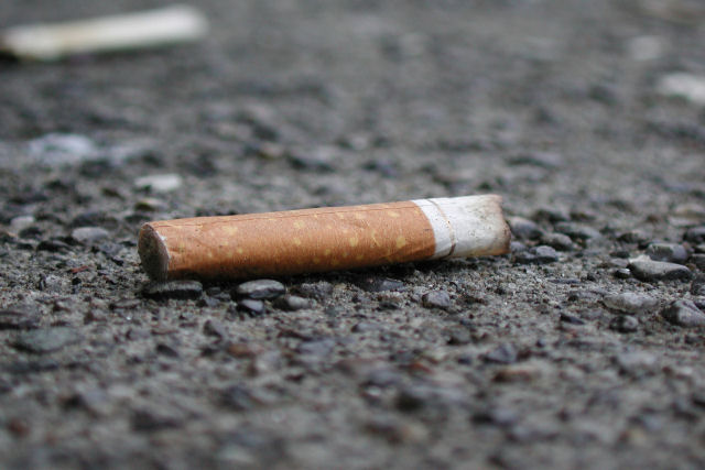 Do lixo ao gramado de golfe: as bitucas de cigarro podem realmente ser recicladas?