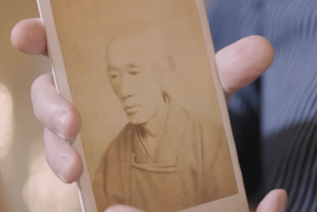 O curioso caso do primeiro fotgrafo profissional do Japo que literalmente enterrou seu legado