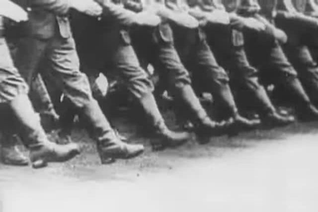 'Caminhada de Lambeth - Estilo Nazi', o curta que parodiou a propaganda nazista