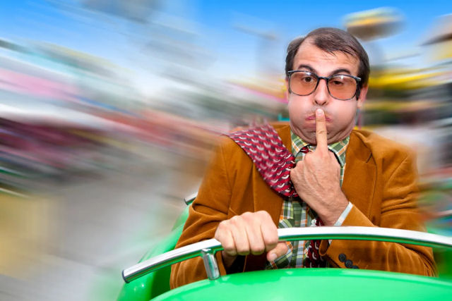 Voc j sentiu enjoo e tontura, do nada, ao tentar ler no carro? Tranquilo: voc no est sozinho