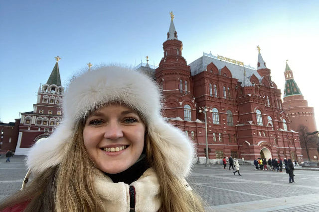 O curioso fenmeno viral das russas que falam portugus.