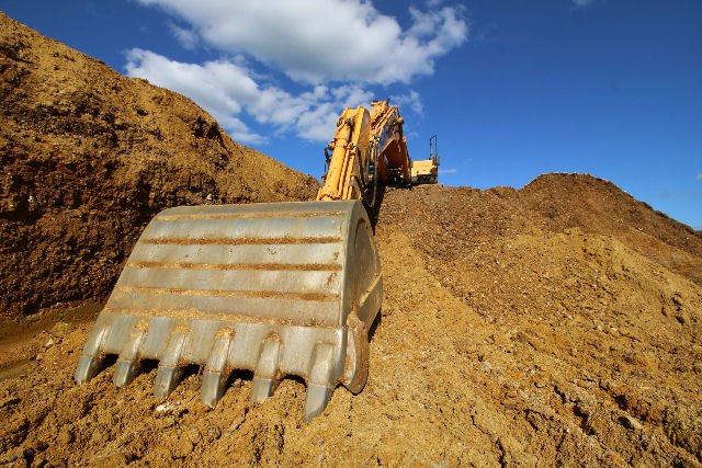 Mfia da areia: como a extrao ilegal virou um negcio global?