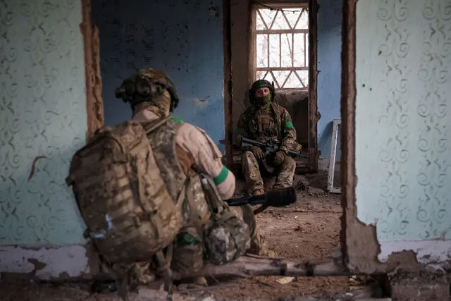 Por que dezenas de milhares de soldados russos est�o desertando do ex�rcito? 