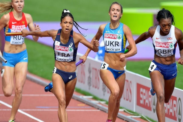 Por que as corridas de 4x400 metros frequentemente apresentam reviravoltas surpreendentes?