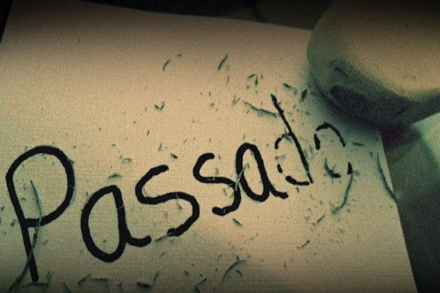 Por que muitas pessoas tem mania de 'viver no passado'?