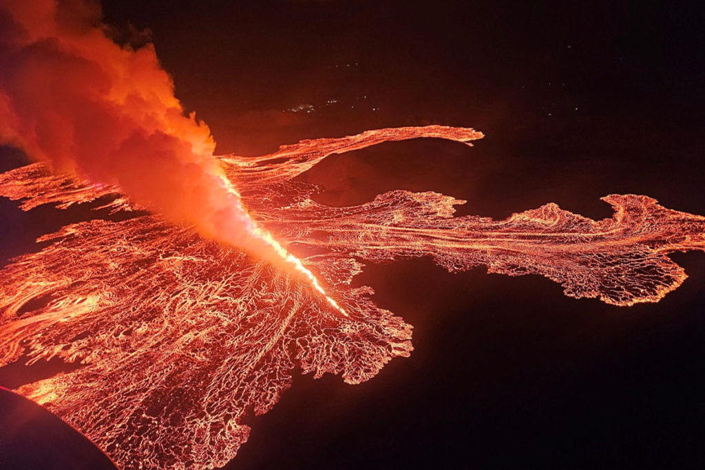Por que o fluxo de lava de um vulc�o � (quase) impar�vel?