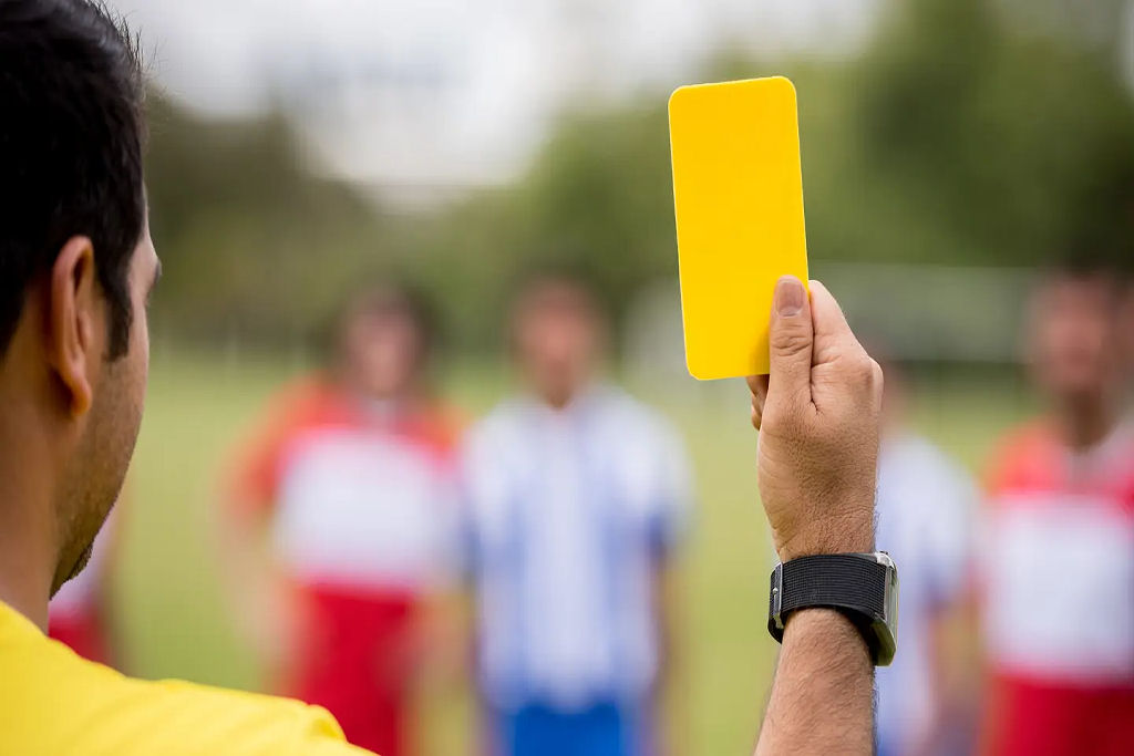 A partida da Copa do Mundo tão violenta que mudou as regras para sempre