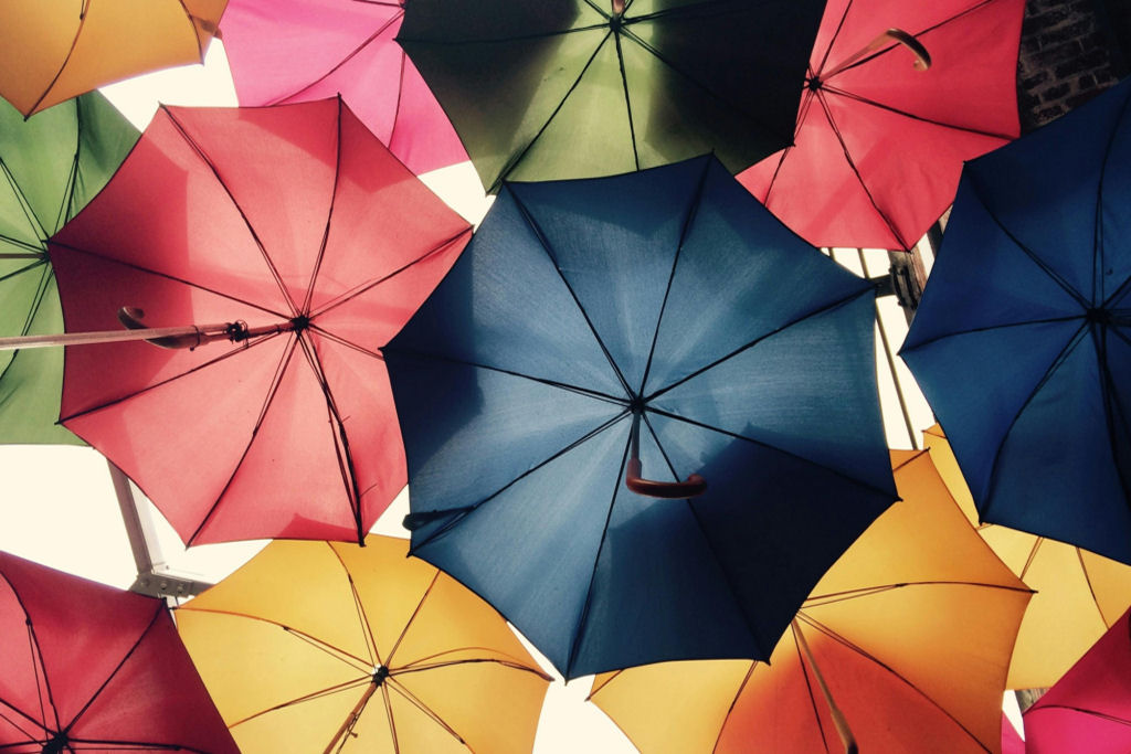 A breve e protetora hist�ria do, por vezes odiado, guarda-chuva