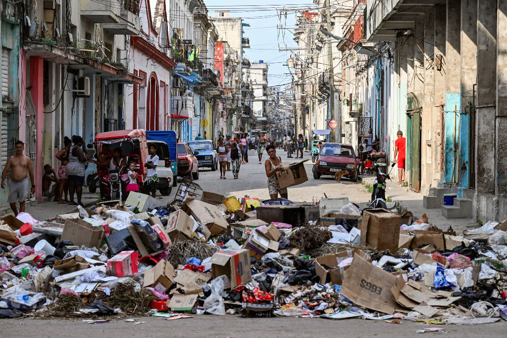 Por que a economia estatal cubana, na pr�tica, � um morto insepulto
