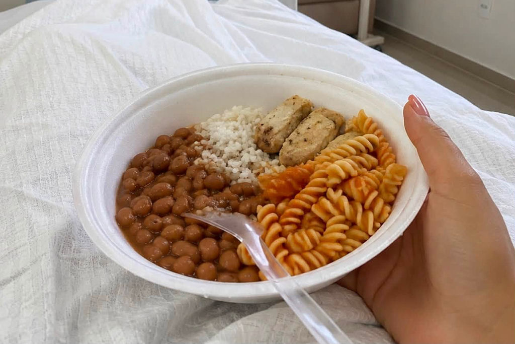 Hospitais particulares sabem que uma comida saborosa faz parte do tratamento