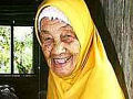 É malaia, tem 107 anos e está buscando seu marido número 23