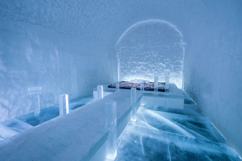 O hotel de gelo da Sucia este ano revela as incrveis sutes artsticas esculpidas no gelo e na neve 09