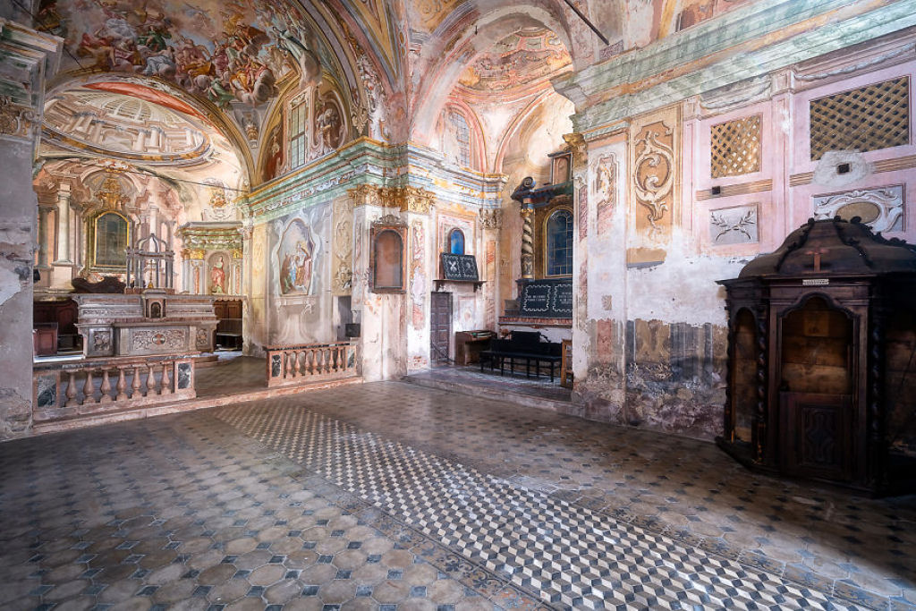 As pinturas e afrescos extraordinários de lugares abandonados na Itália 01