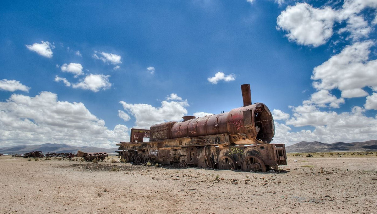 Museu de uma história descarrilhada: O cemitério de trens abandonados de Uyuni, na Bolívia 02