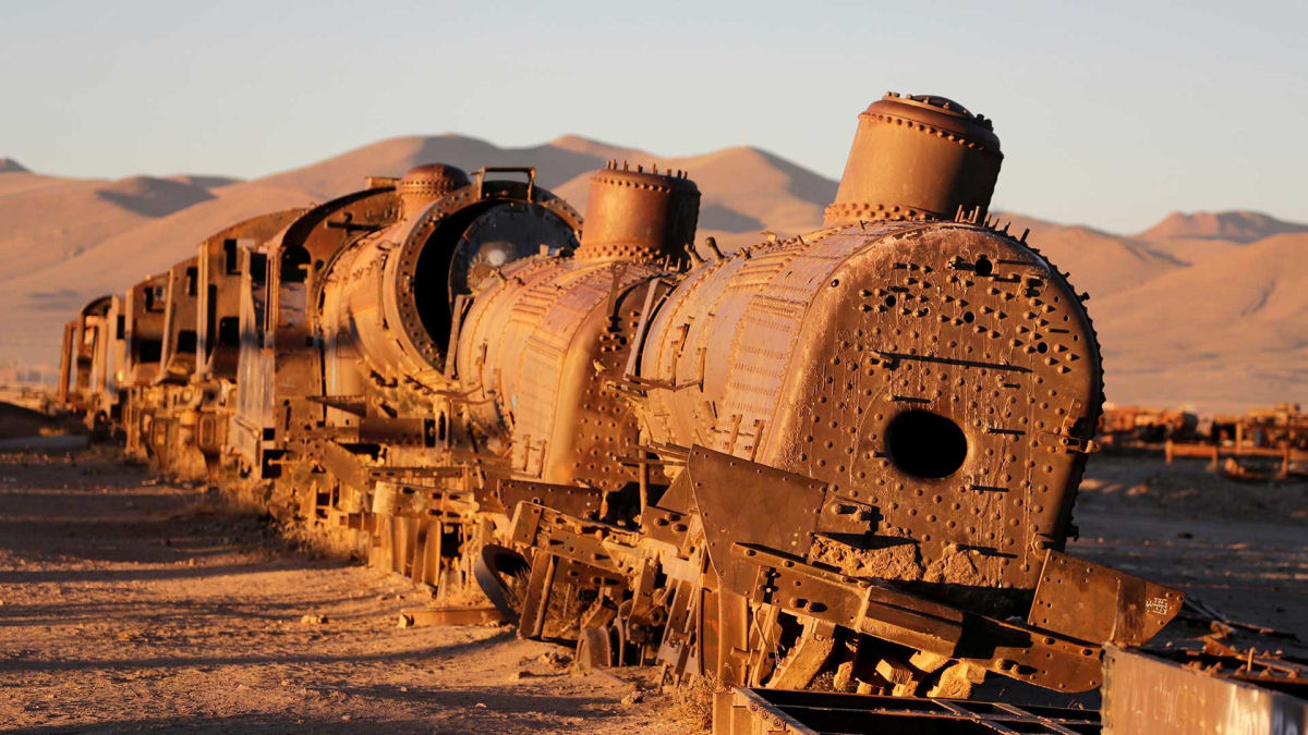 Museu de uma história descarrilhada: O cemitério de trens abandonados de Uyuni, na Bolívia 07