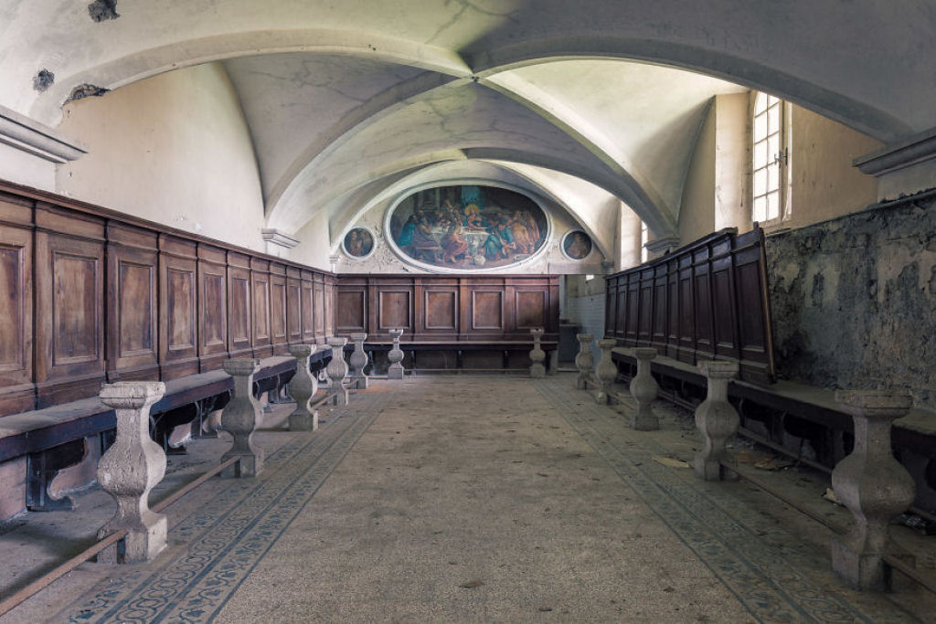 Fotos fantsticas mostram a declnio de igrejas abandonadas na Itlia 27