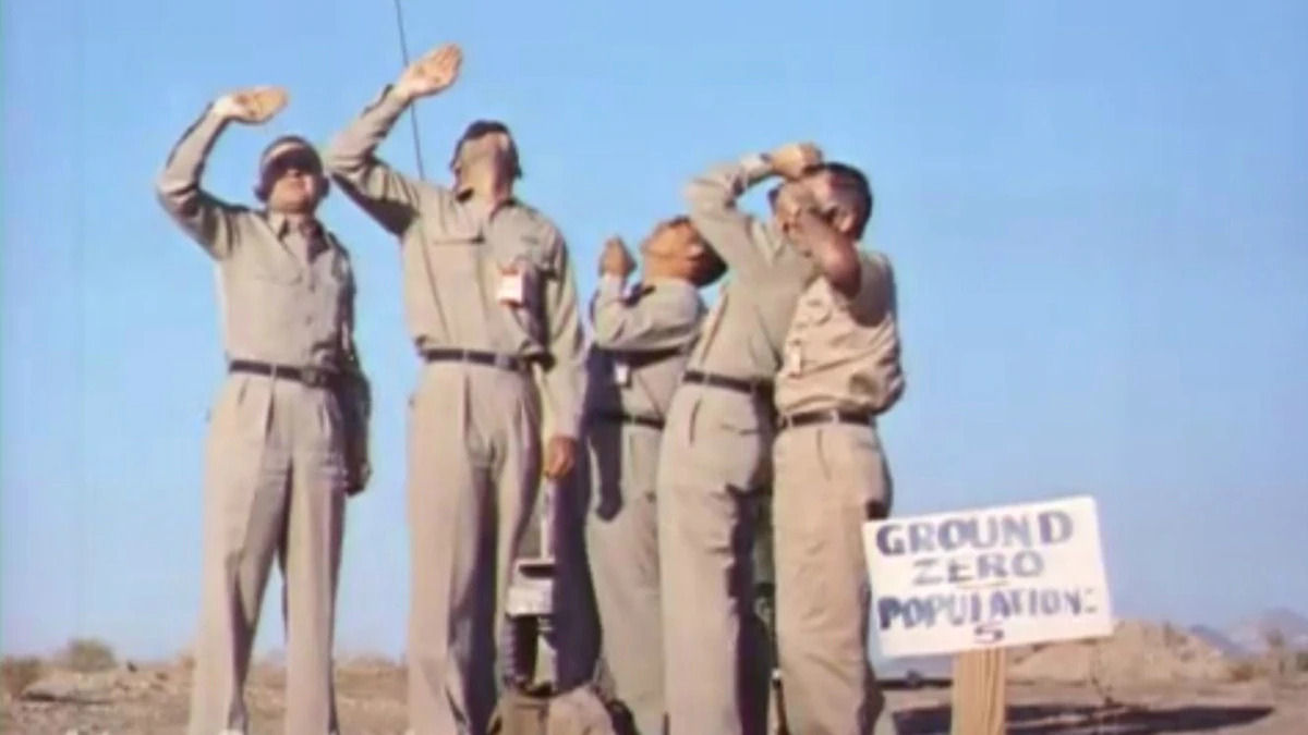 Estes cinco homens se voluntariaram para ficar sob a exploso de uma bomba nuclear