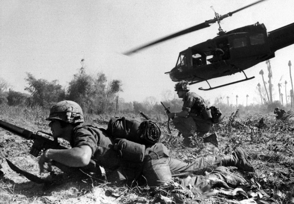 Por que soldados americanos assassinavam seus prprios oficiais no Vietn?
