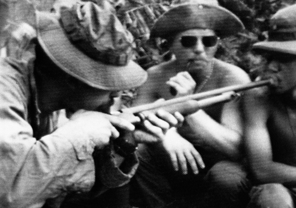 Os soldados americanos que fumavam maconha no cano de espingarda durante a Guerra do Vietn