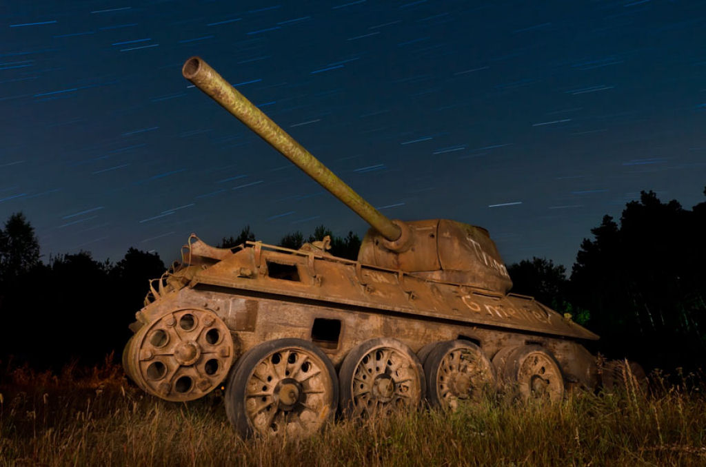 15 tanques devorados pela natureza como se nunca tivesse acontecido uma guerra 11