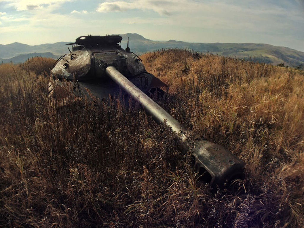15 tanques devorados pela natureza como se nunca tivesse acontecido uma guerra 15